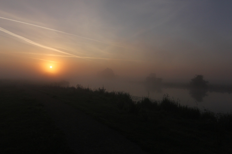 Рассвет у реки Уз, Или, Англия
