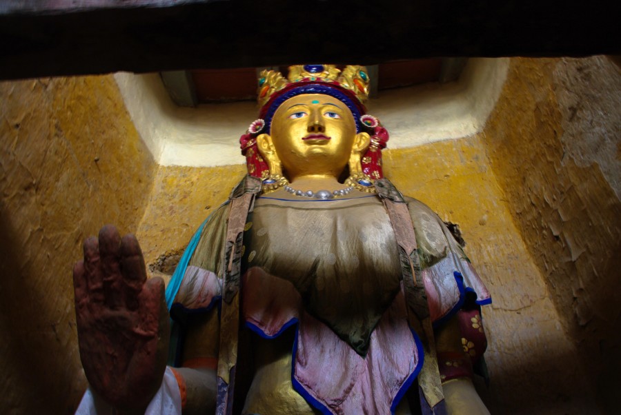 Внутри монастыря, Гималаи, Индия