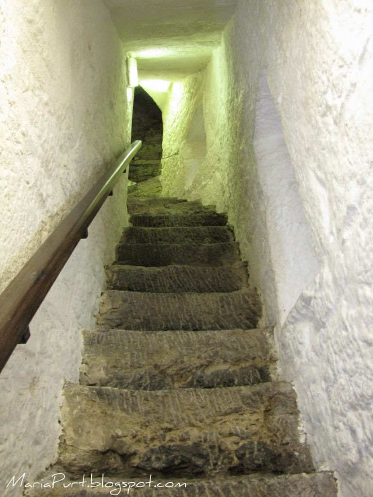 Лестница в старом замке, Лимерик, Ирландия