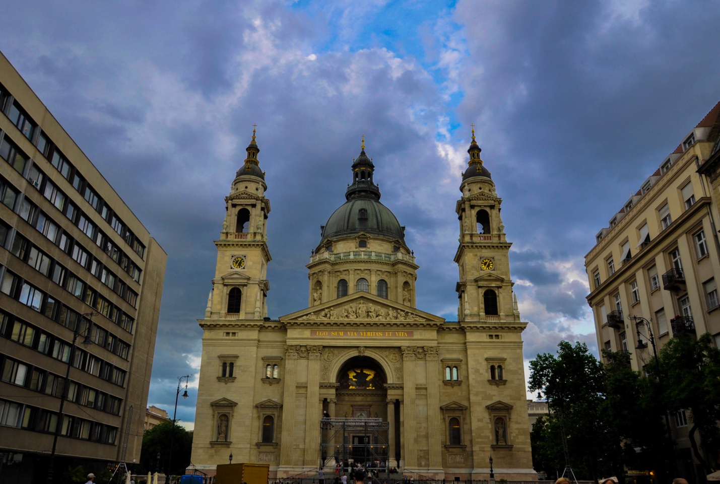 Базилика Святого Иштвана — католический собор в стиле неоренессанс, крупнейший храм Будапешта