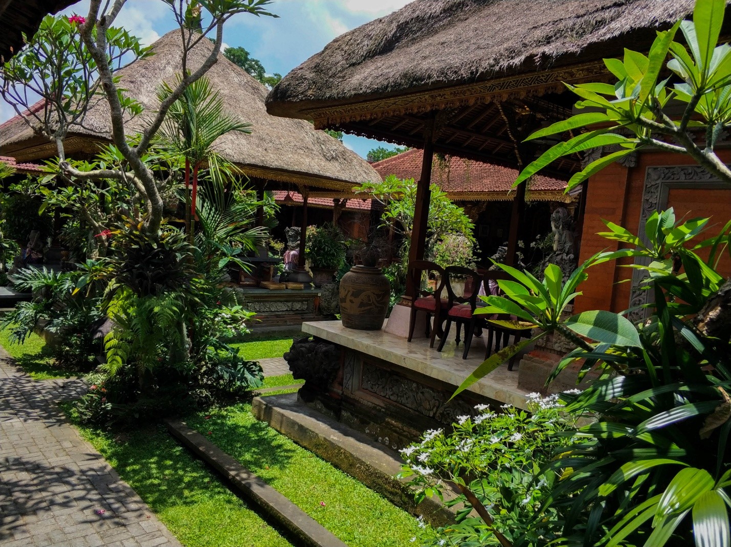 Двор храма на Бали