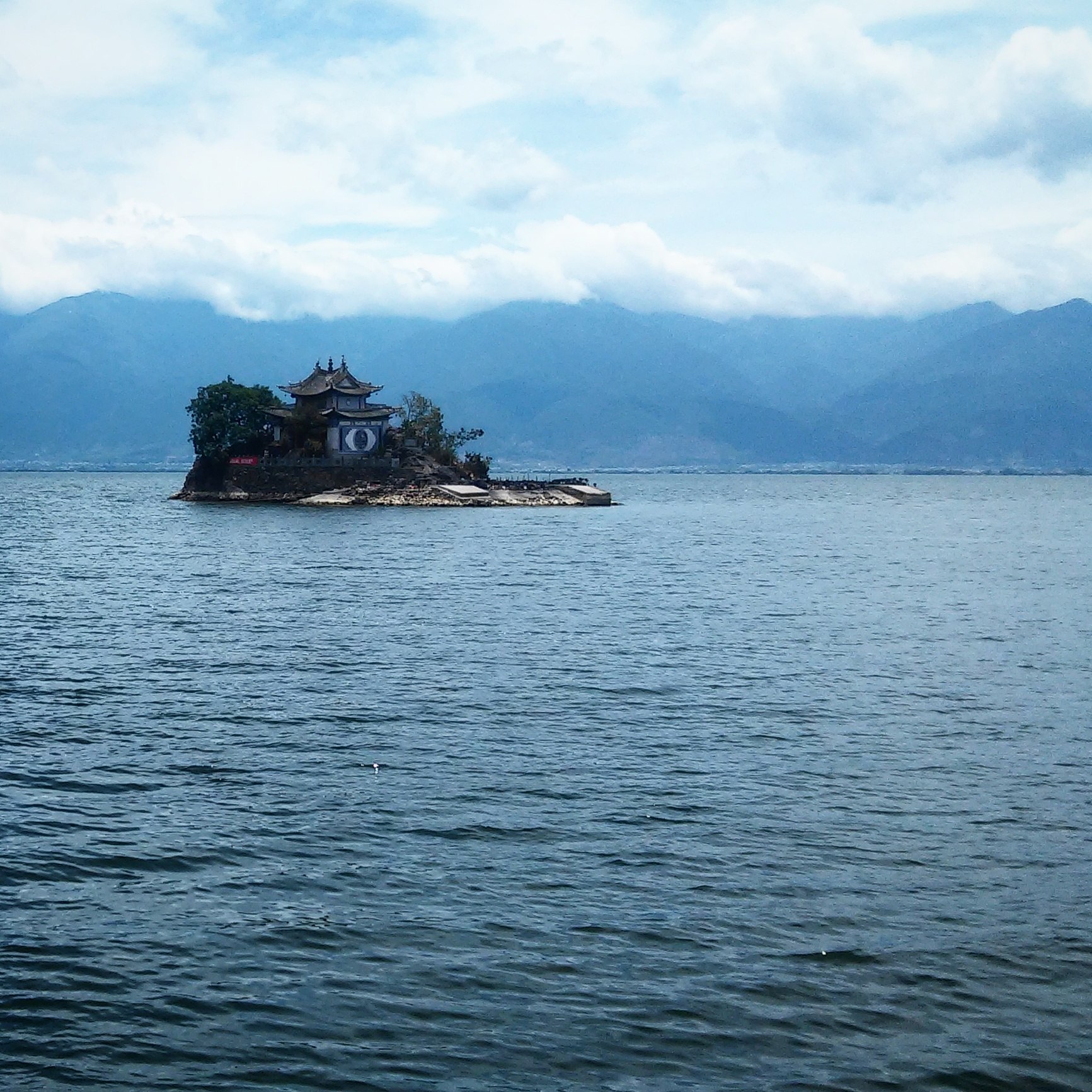 Озеро Эрхай, Дали, Китай